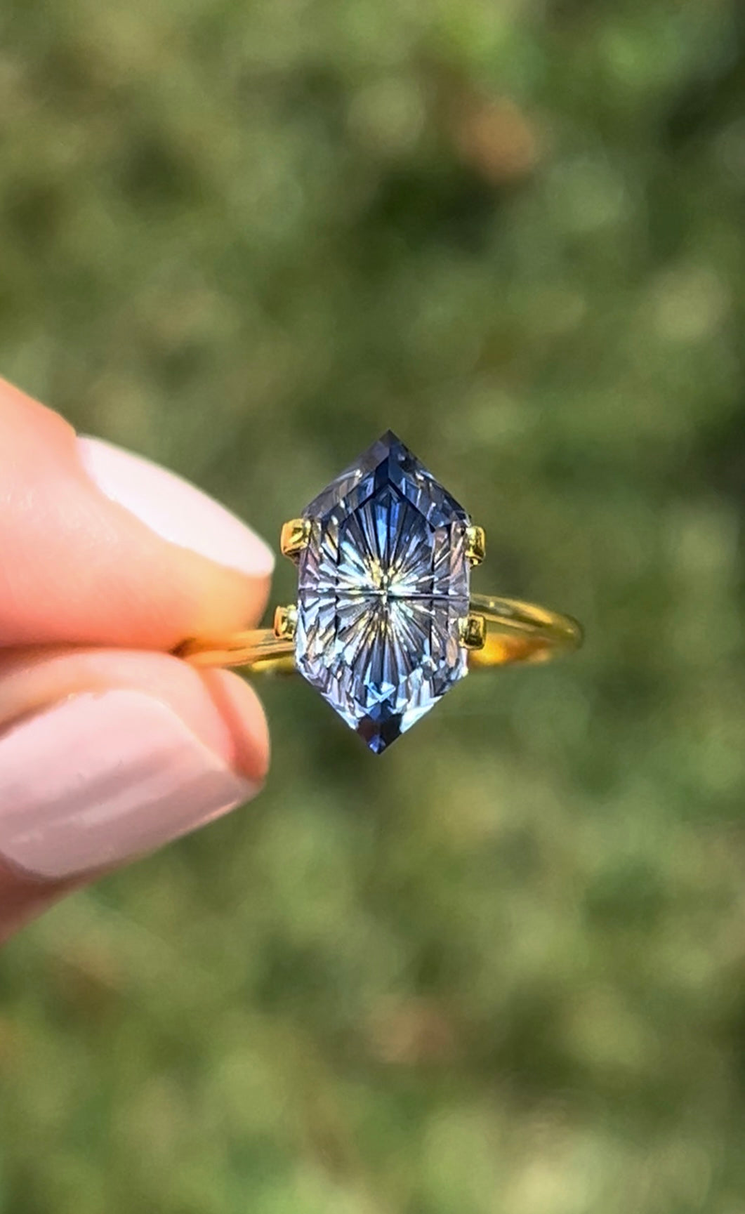 4.55 Carat Two Toned Blue Fantasy Cut Lab Sapphire