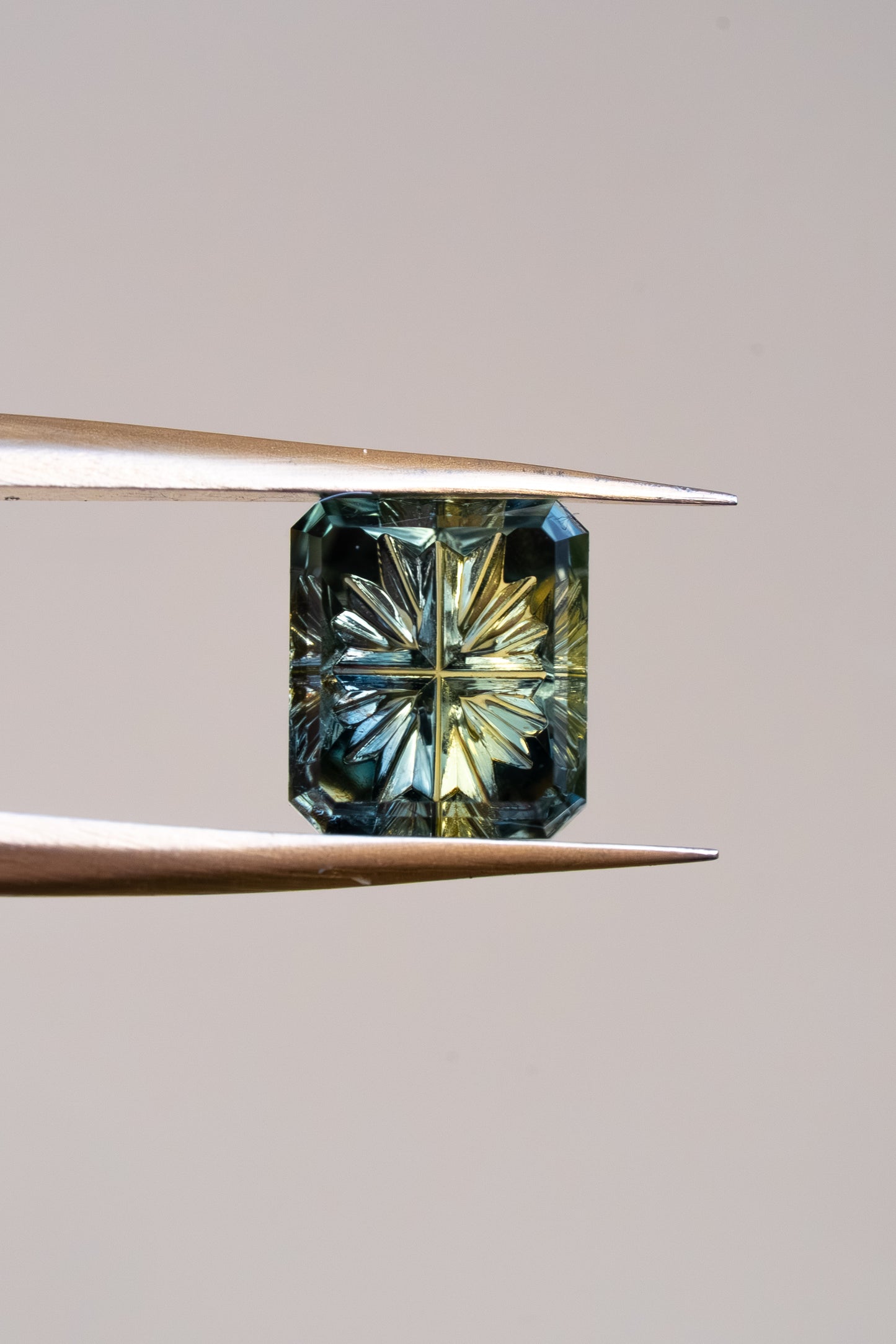 1.06 Carat Parti Yellow Green Kenyan Sapphire