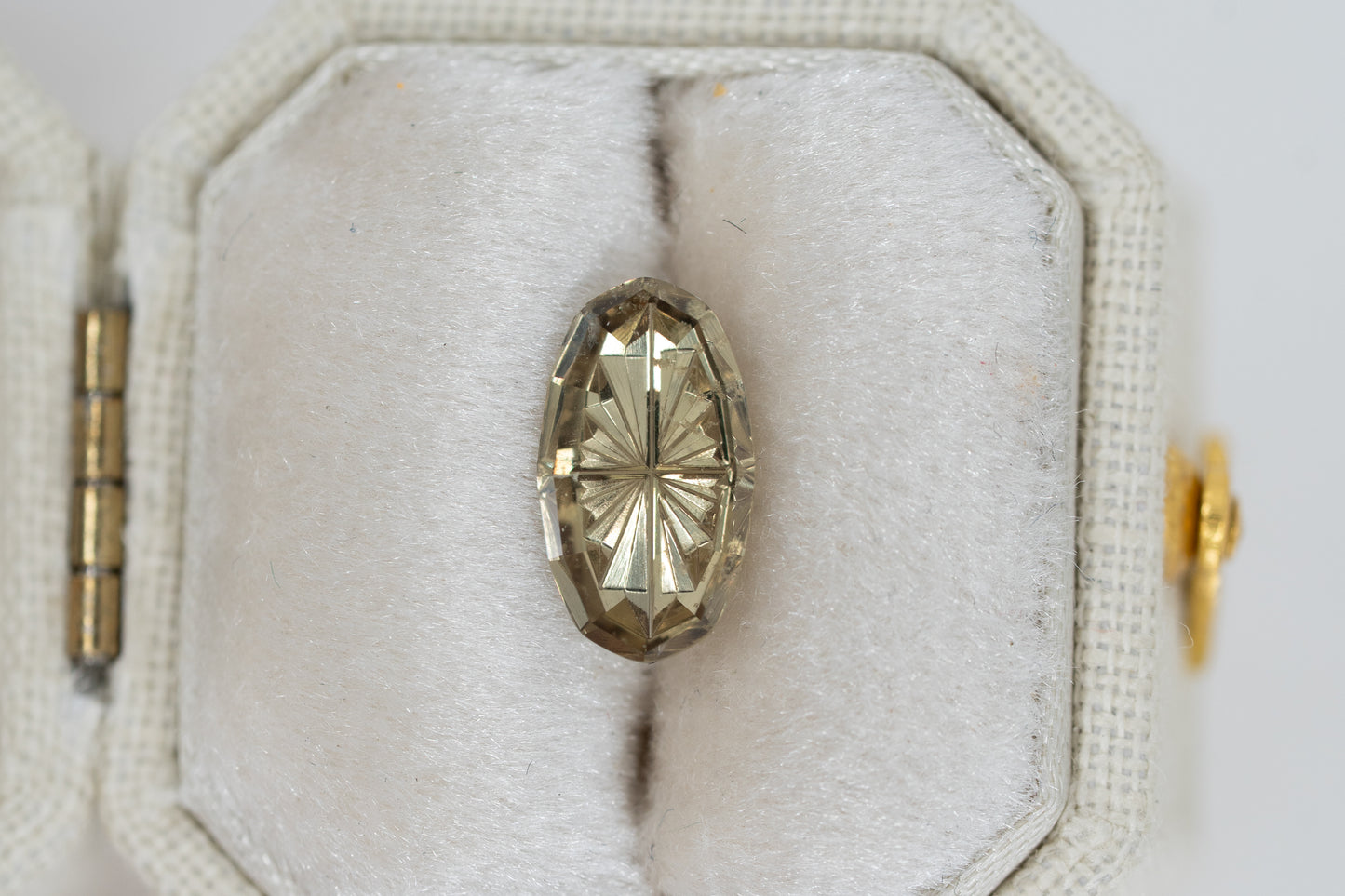 1.73 Carat Amber Gold Umba Sapphire