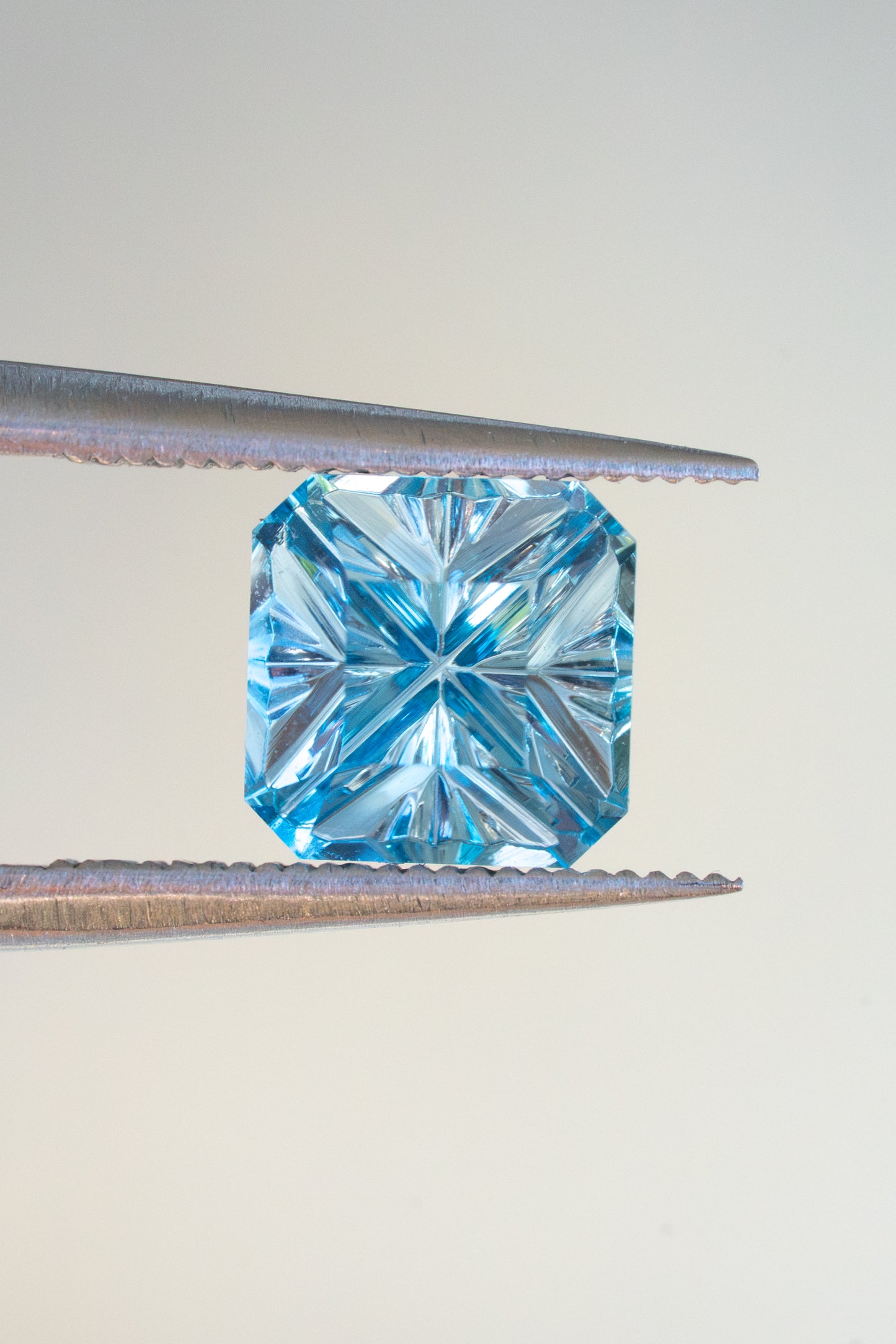 1.92 Carat Turquoise Blue Lab Sapphire