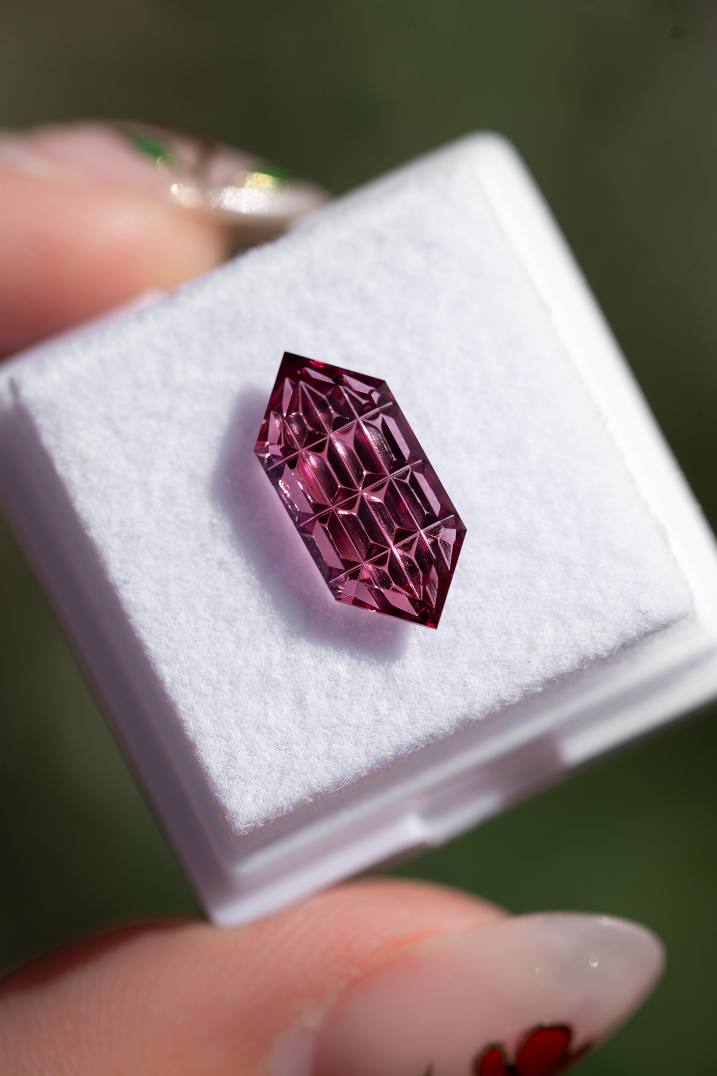 2.88 Carat Berry Pink "Luminara" Garnet