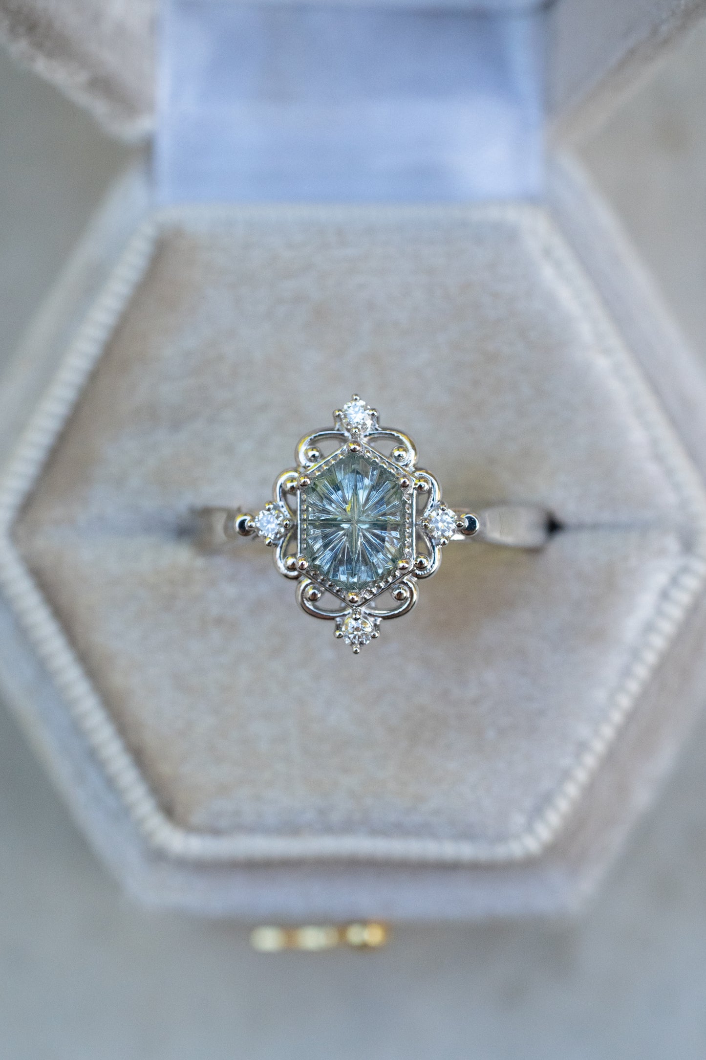 The Aureline Ring with 0.92 Carat Montana Sapphire- Size 7