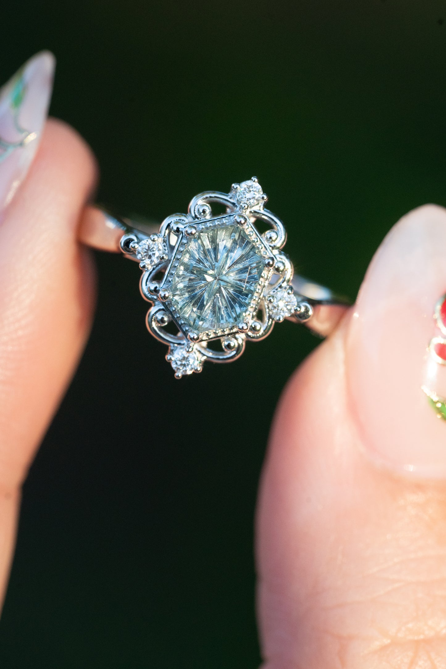 The Aureline Ring with 0.92 Carat Montana Sapphire- Size 7